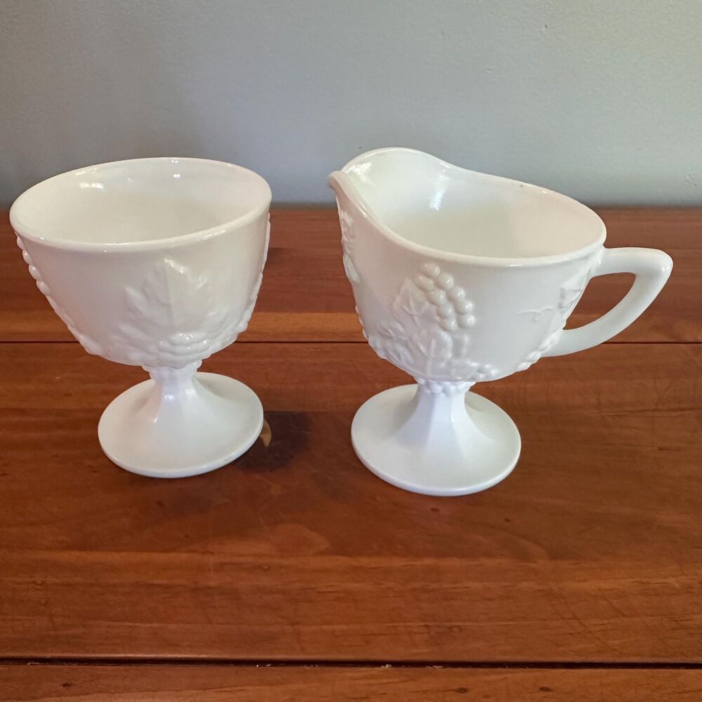 Vtg Indiana Colony Harvest Grape Milk Glass 5 Pc Set Plate Cup Saucer Cream Suga - Picture 8 of 11